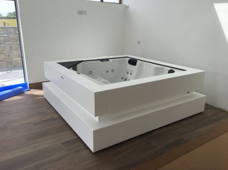 Спа-бассейн AstralPool NewArt / Aquavia Cube Ergo Спа-бассейн AstralPool NewArt / Aquavia Cube Ergo